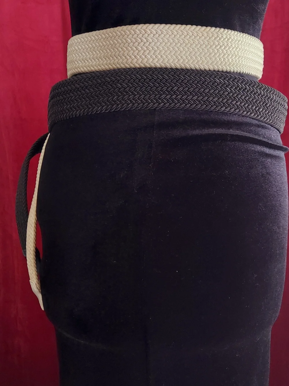 Lot Of 2 Vintage Men's Woven Stretch Belts - Black & Off-White